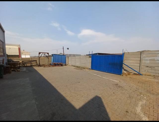 440M² MINI FACTORY TO LET IN KNIGHTS